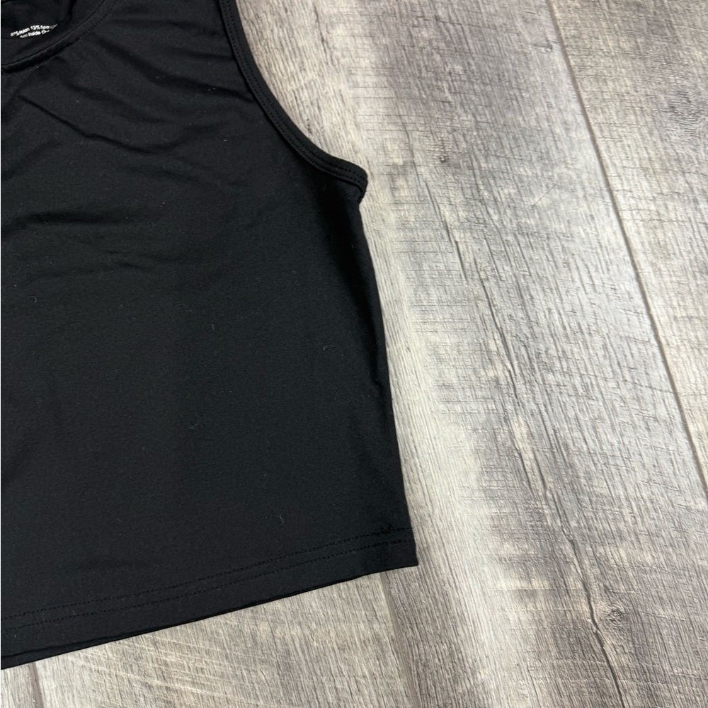 Zyia Black Tank Top - Picture 2 of 10